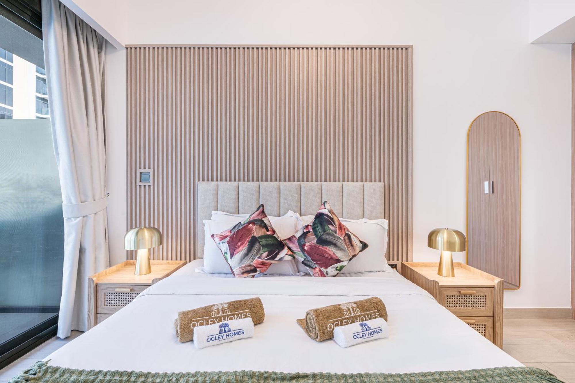 Chic & Beautiful In The Heart Of Meydan Apartment