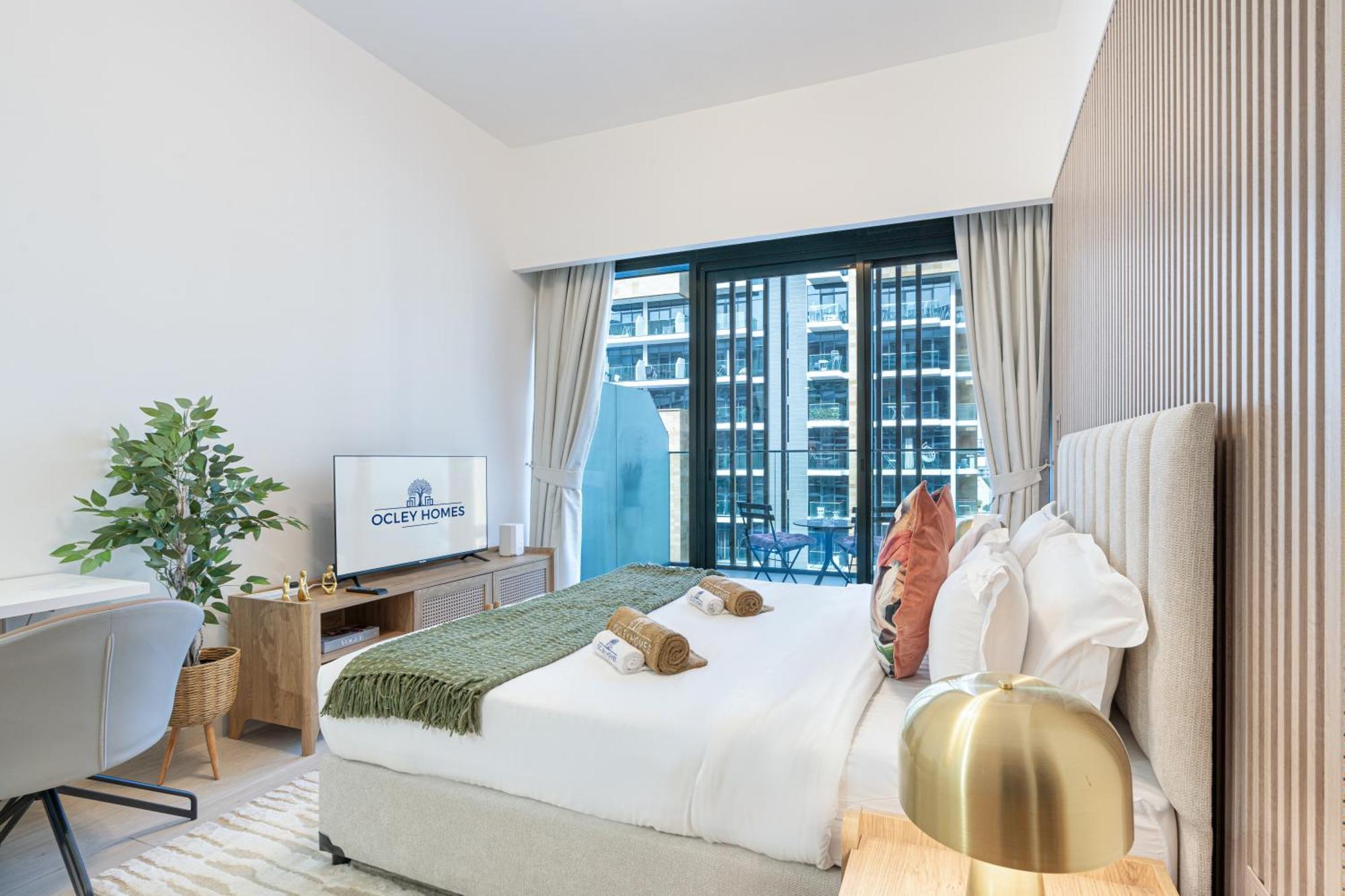 Chic & Beautiful In The Heart Of Meydan Apartment