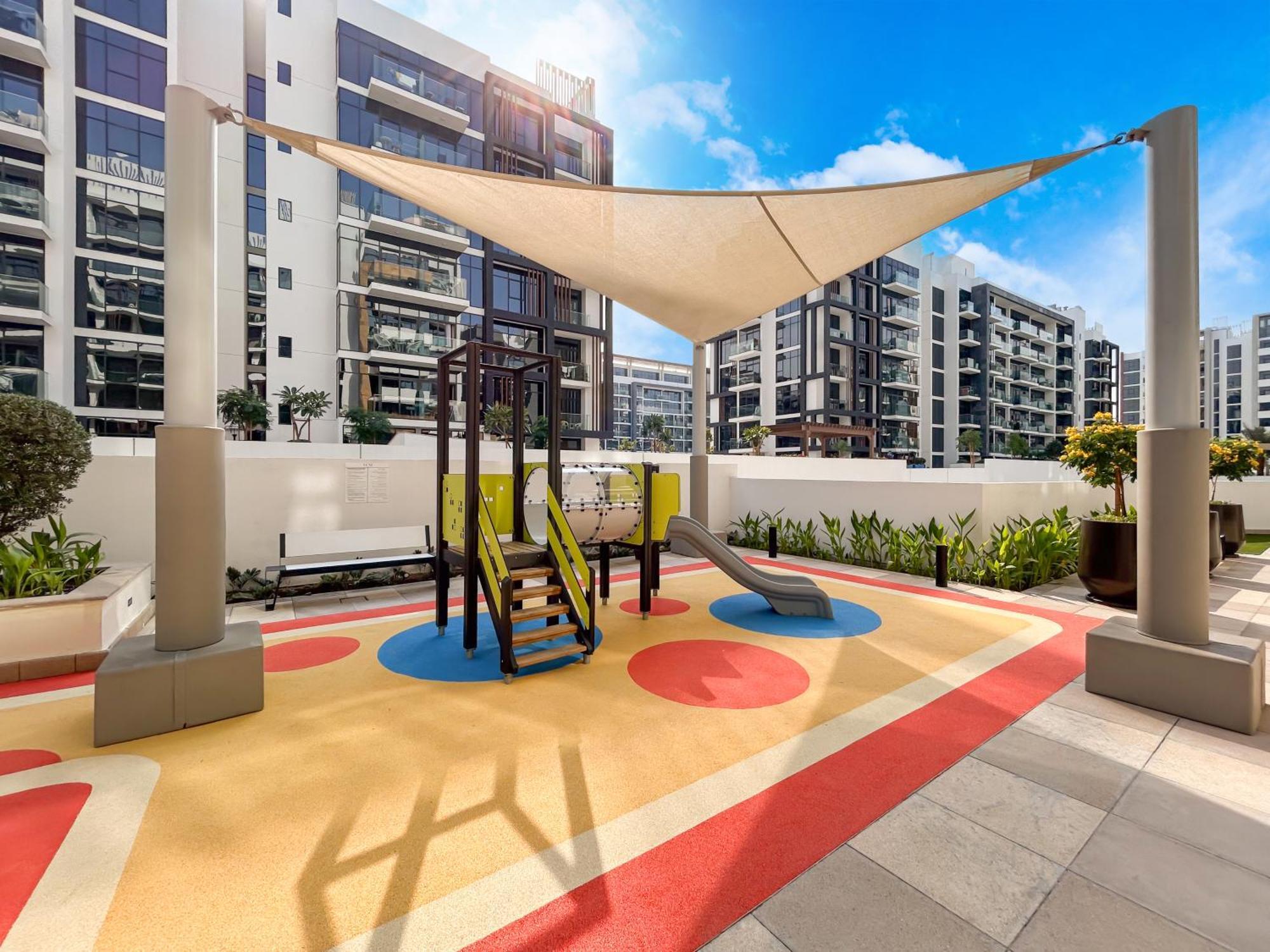 Chic & Beautiful In The Heart Of Meydan Apartment *